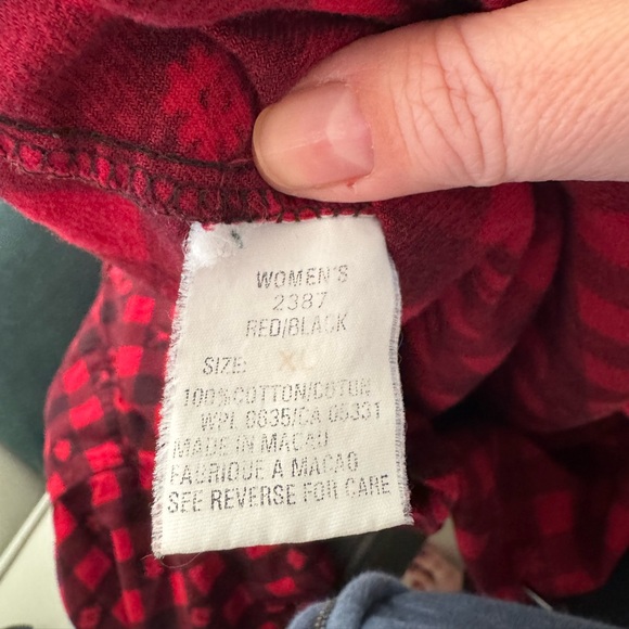 Vintage Woolrich Red and Black Flannel XL - Picture 8 of 9